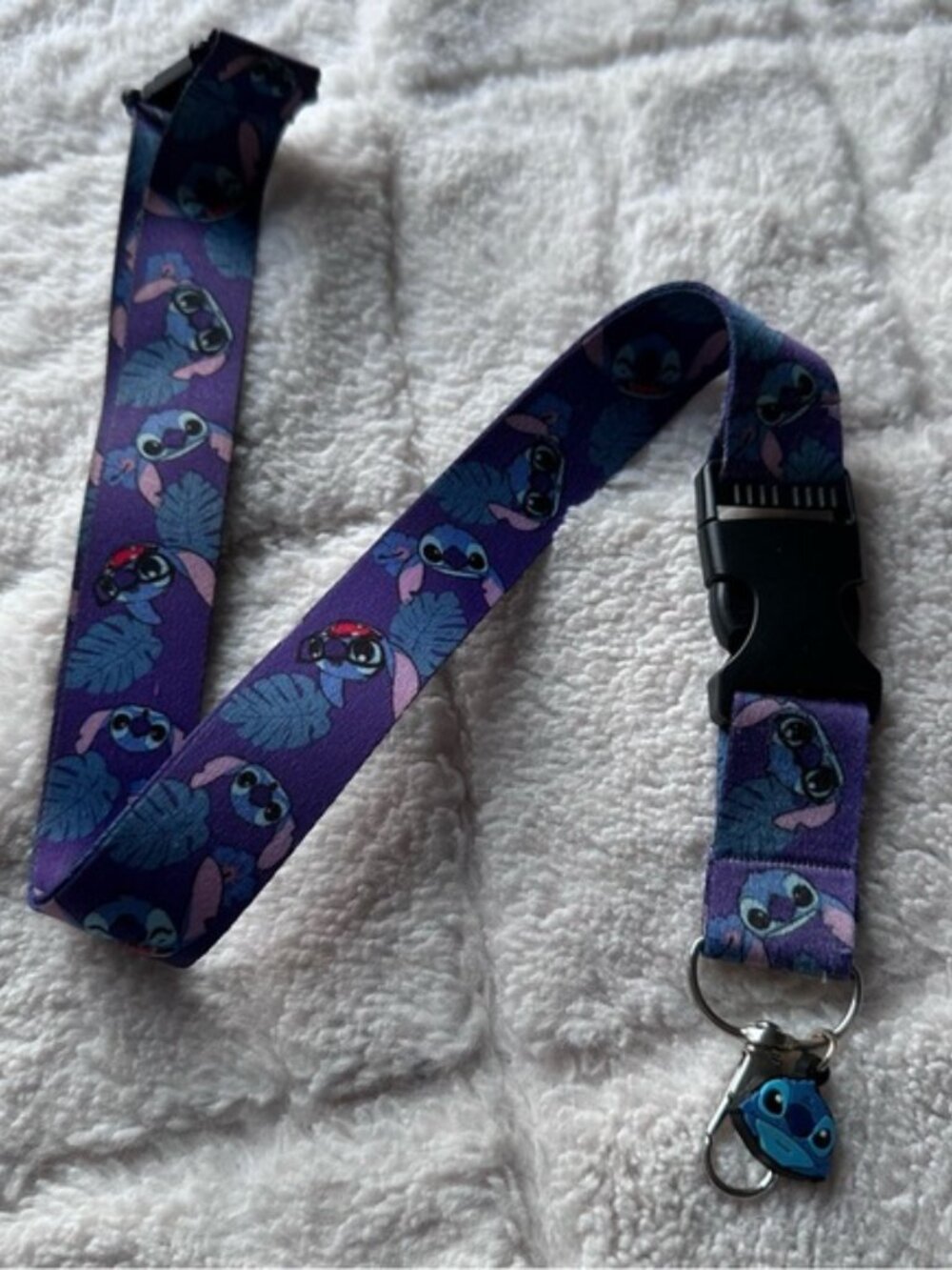 Disney | Stitch Unisex Blue and Purple Detachable Lanyard | Size 10" - Picture 5 of 7